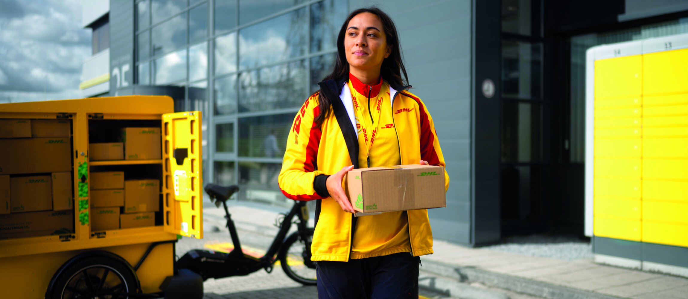 Pakketten bezorgen met de DHL Bezorgfiets | DHL eCommerce